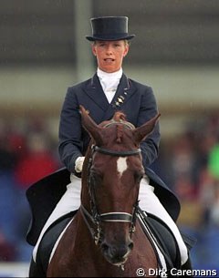 Anky van Grunsven and Idool :: Photo © Dirk Caremans