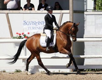 Siiri Kyro on Dewdrop's Johnny Depp :: Photo © Minna Virtanen