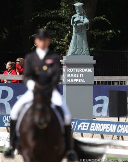 Erasmus, the Christian Humanist and greatest scholar of the northern Renaissance, overlooks the dressage arena in Rotterdam :: Photo © Astrid Appels