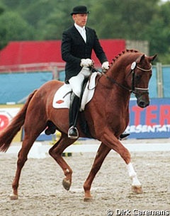 Johannes Westendarp and Wolkentanz II at the 2000 World Championships for Young Dressage Horses :: Photo © Dirk Caremans