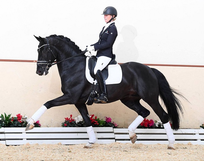 Isabel Freese and Total Hope :: Photo © Kiki Beelitz