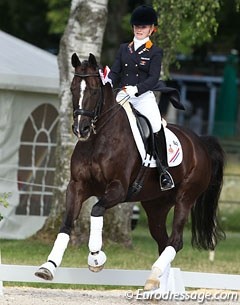 Suzanne van de Ven on Donna Gracia at the 2012 European Junior Riders Championships :: Photo © Astrid Appels