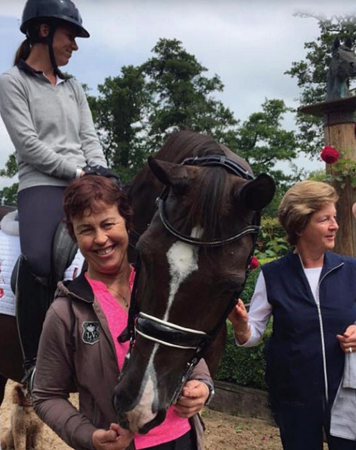 Barbara Chalmers and Kim Thomas (AUS) with Charlotte Dujardin and Valegro during the IDOC Clinic in the UK