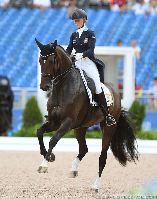 Von Bredow-Werndl Puts Germany in the Lead at 2018 World Equestrian Games