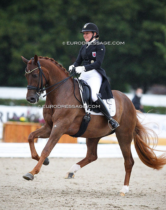Fie Skarsoe's Coco Island OLD Turns Schoolmaster for Children Rider
