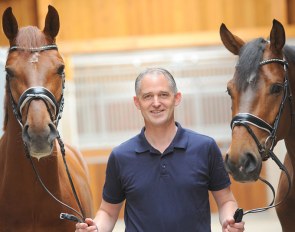 Stephan Borgmann with the Bundeschampionate finalists Discover and Equitaris III who are part of the auction collection :: Photo © Thoms Lehmann