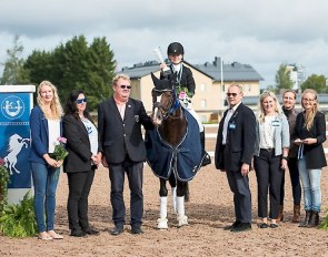 Pinja Salmela and Reitland's Du Nur Du B are the 2018 Finnish Pony Champions :: Photo © Hanna Mäntynen