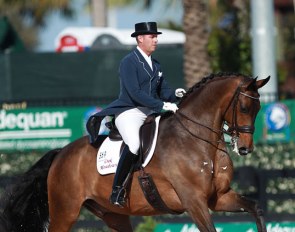 Chris Hickey and Ronaldo at the 2015 CDI Wellington :: Photo © Astrid Appels