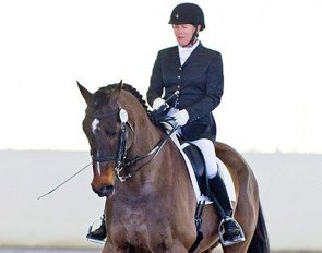 Kimberly Cox on Roderick :: Photo © Terri Miller