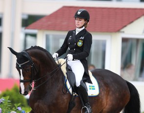 Mathilde Hannell and Deela Mae at the 2016 European Under 25 Championships :: Photo © Astrid Appels