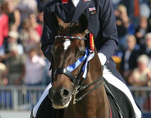 Carl Hester and Escapado at the 2005 European Dressage Championships in Hagen :: Photo © Astrid Appels