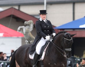 Melanie Mouthaan and Varnoldi at the 2012 CDI-PJYR Moorsele :: Photo © Astrid Appels