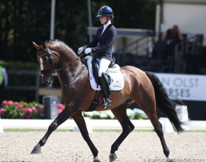 Charlotte Fry and Iondale at the 2018 World Young Horse Championships :: Photo © Astrid Appels