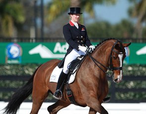 Laura Tomlinson and Unique at the 2015 CDI Wellington :: Photo © Astrid Appels