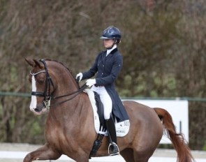 Charlotte Fry and Fendi T at the 2018 CDI Nieuw en St. Joosland :: Photo © Astrid Appels