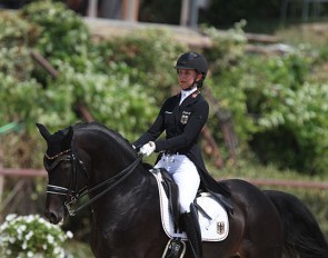 Henriette Schmidt and Rocky's Sunshine at the 2019 European Junior Riders Championships :: Photo © Astrid Appels