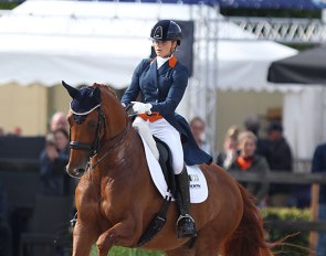 Anne Meulendijks and Hot-Spot PB at the 2019 World Young Horse Championships :: Photo © Astrid Appels