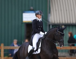 Kim van der Muren and A'Ha at the 2020 CDI Grote Brogel :: Photo © Astrid Appels