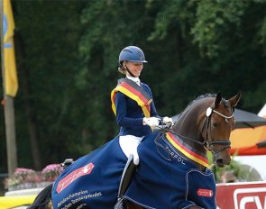 Greta Heemsoth and Sommernacht are the 2020 Bundeschampions in the 5-year old dressage horse finals :: Photo © Stephan Bischoff