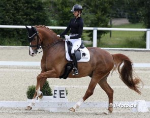 Kira Soddemannn and Senor Charming at the German WCYH selection trial in Warendorf :: Photo © LL-foto