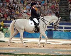 Sophie Christiansen and Lambrusco at the 2008 Hong Kong Paralympics :: © archive photo