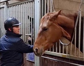 Tristan Tucker demonstrating how to respond to horses making a face