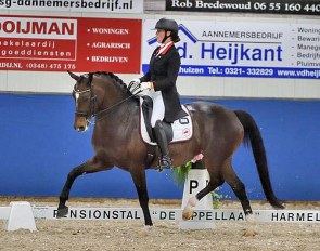 Thamar Zweistra and Floortje competing in October 2021 :: Photo courtesy Stable Hexagon