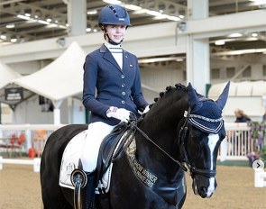 Sofia Games on former Dutch team pony Next Black Magic 