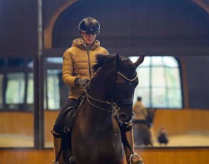 Lyndal Oatley and Dante's Herzchen at her yard Eulenhof in Germany :: Photo ©  Vera Kirillova