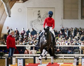 Ingrid Klimke teaching a Masterclass at the NPZ equestrian centre in Berne (SUI) on 23 January 2022 :: Photo © Silke Rottermann