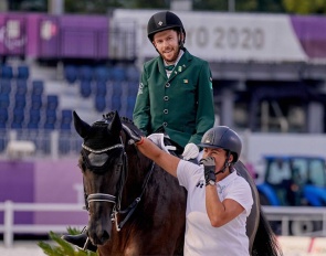 Michael Murphy with Cleverboy at the 2021 Paralympics in Tokyo :: Photo © FEI