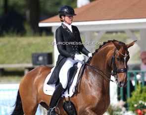 Lyndal Oatley was nominated with her two horses, her CDIO Aachen ride Eros, and her CDIO Compiegne ride Elvive. The latter horse was chosen :: Photo © Astrid Appels