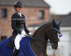 Linnea Holmgren on QC Sir Dennis at the 2022 CDI Opglabbeek :: Photo © Astrid Appels