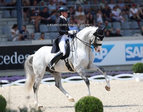 Lyndal Oatley and Eros at the 2022 CDIO Aachen :: Photo © Astrid Appels