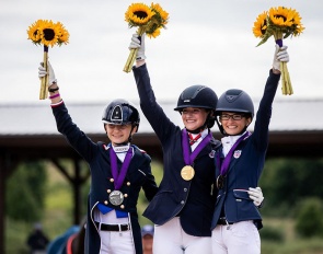 Madison Sumner, Ella Fruchterman, Lexie Kment on the Kur podium at the 2022 North American Junior Riders Championships :: Photo © KGB Creative Group for USEF