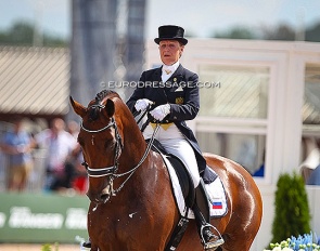 Elena Sidneva on Fuhur at the 2018 World Equestrian Games in Tryon :: Photo © Astrid Appels