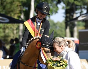 Carolina Miesner and Melli's Glückskeks at the 2022 Bundeschampionate :: Photo © Mirka Nilkens