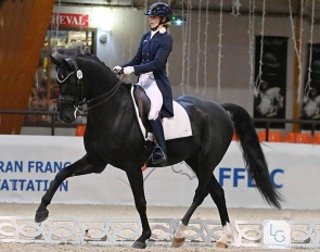 Charlotte Chalvignac and Friedrich Schiller win the 7-year old French Championship :: Photo © Les Garennes