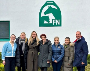 Hannah Erbe, Dr. Annabel Frenzen, Helen Erbe, Jasmin Schaudt, Katrin Burger, Charlott-Maria Schürmann and Hubertus von Zedtwitz pass their judges' exam in Warendorf :: Photo © Erbe