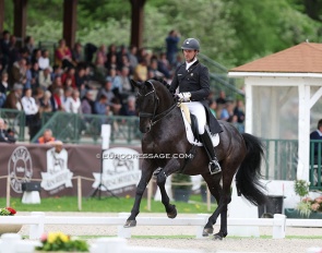 A packed stadium at the 2023 CDIO Compiègne :: Photo © Astrid Appels