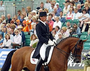 Emile Faurie and Rascher Hopes at the 2003 European Championships in Hickstead :: Photo © Dirk Caremans