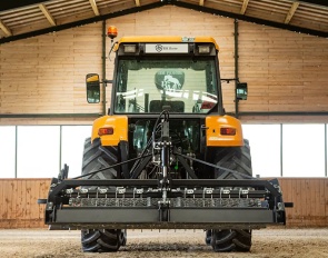 BM Horse's "Olympic Pro" arena grader