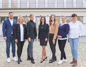 Aniko Losonczy-Komjáthy (center) and the new Hungarian Dressage Committee members :: Photo © Anett Somogyvari