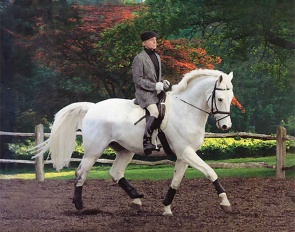 Charles de Kunffy :: Photo from the book cover of "Dressage Principles Illulinated" published by Xenophon Press