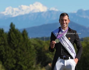 Justin Verboomen is the 2025 European Dressage Champion. The Mont Blanc mountain in the background at Jiva Hill Resort & Stables in Crozet:: Photo © Astrid Appels