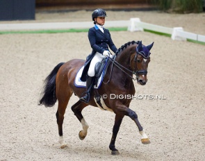 Zoe Roosen and Charmingmood at the 2023 CDI Kronenberg Indoor :: Photo © Digishots
