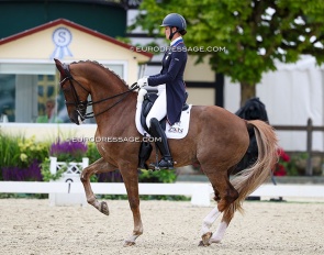 Adrienne Lyle and Helix won the 3* Grand Prix with 70.891% :: Photo © Astrid Appels