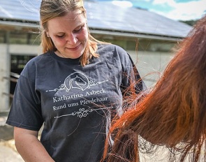 Katharina Asbeck, founder of Rund ums Pferdehaar