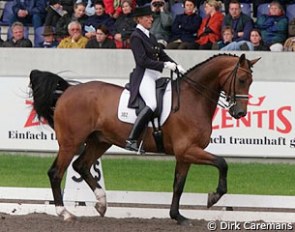 Heike Kemmer on Albano at the 2000 CDIO Aachen :: Photo © Dirk Caremans