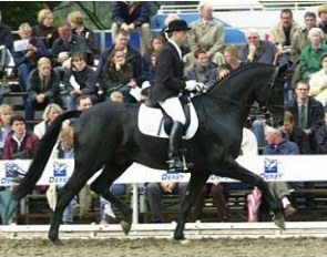 Olaf Harke on Dollmann at the 2000 Bundeschampionate